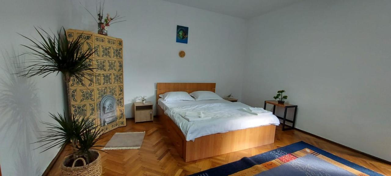 Ferienwohnung La Miruna Hermannstadt Exterior foto