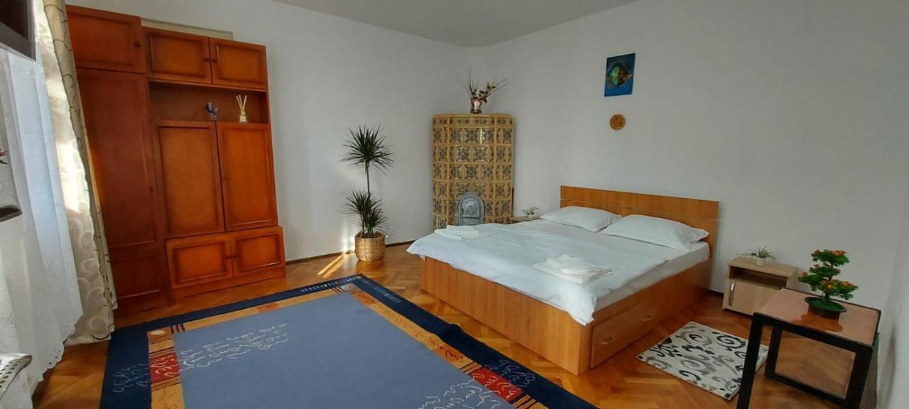 Ferienwohnung La Miruna Hermannstadt Exterior foto